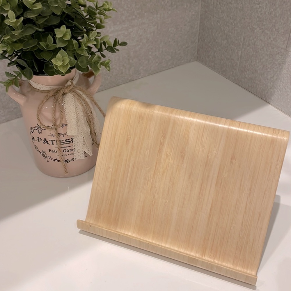 Cookbook/tablet holder. Perfect condition, never used.